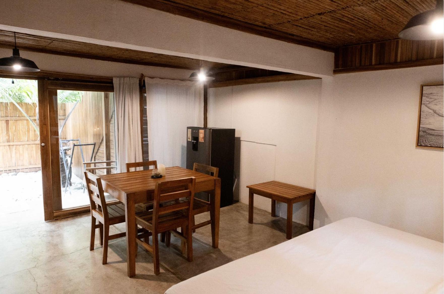 Zeneidas Surf Garden Playa Santa Teresa  Экстерьер фото