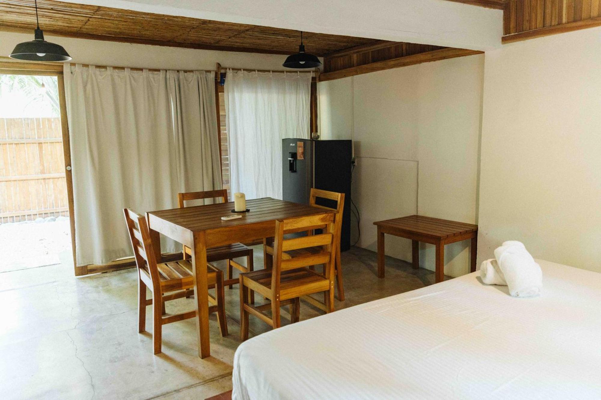 Zeneidas Surf Garden Playa Santa Teresa  Экстерьер фото