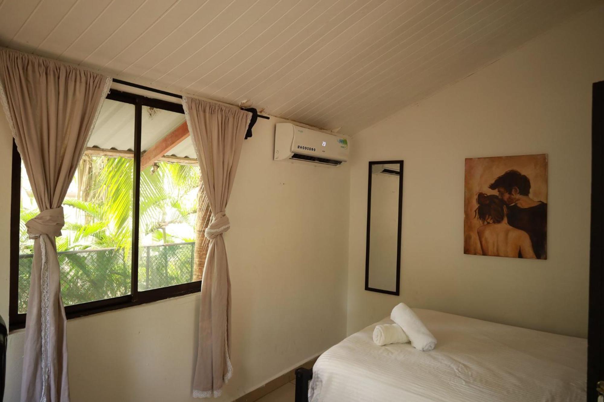 Zeneidas Surf Garden Playa Santa Teresa  Экстерьер фото
